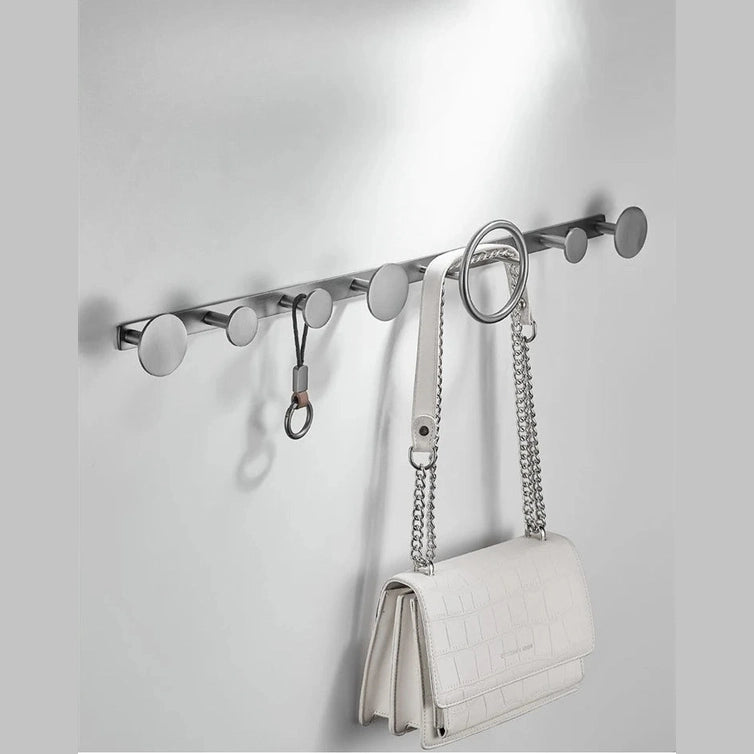 Porte manteau design mural argenté