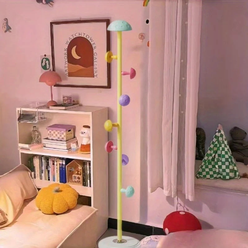 Porte manteau enfants champignons colorés