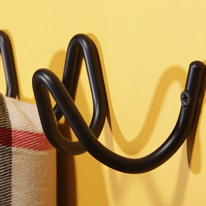 Porte manteau mural original zig zag noir ou blanc