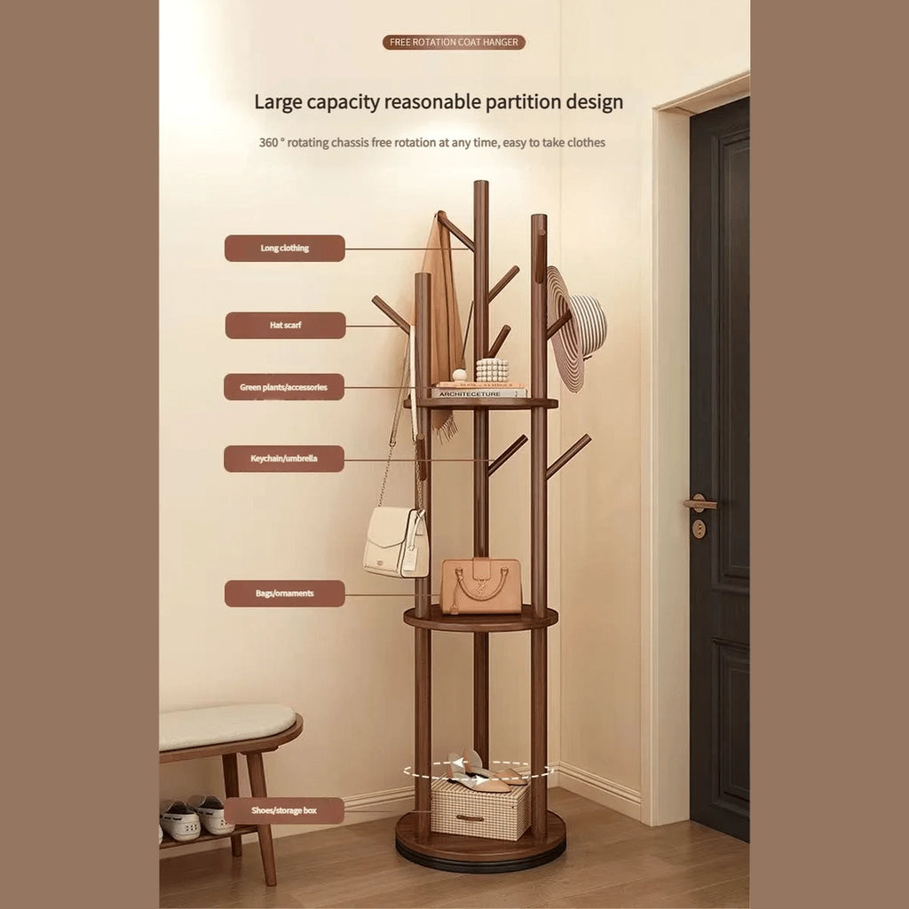 Porte manteau sur pied rotatif en bois avec plateaux et trois organisateurs latéraux