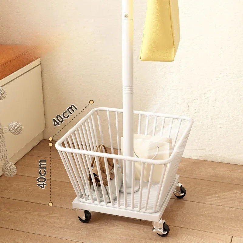 Porte manteau sur roulettes avec panier de rangement