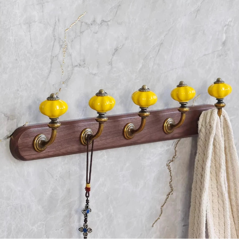 Porte manteau vintage en bois de noyer