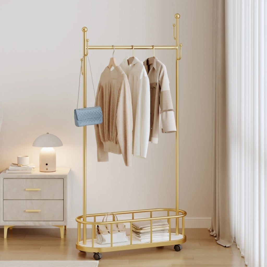 Porte manteau sur roulettes avec grand panier de rangement