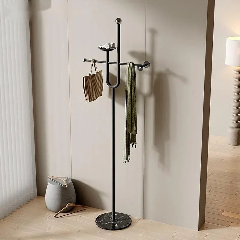 Porte manteau design en aluminium plateau marbré
