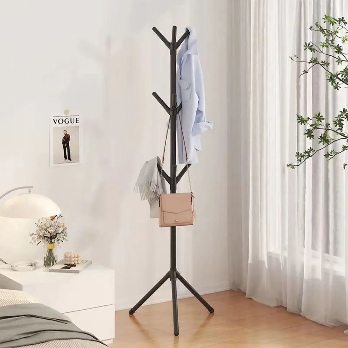 Porte manteau noir support en sol en forme de branche d'arbre